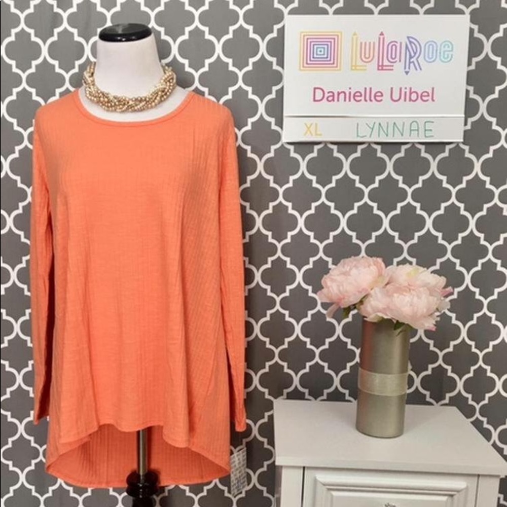 LuLaRoe Lynnae Long Sleeve Tee